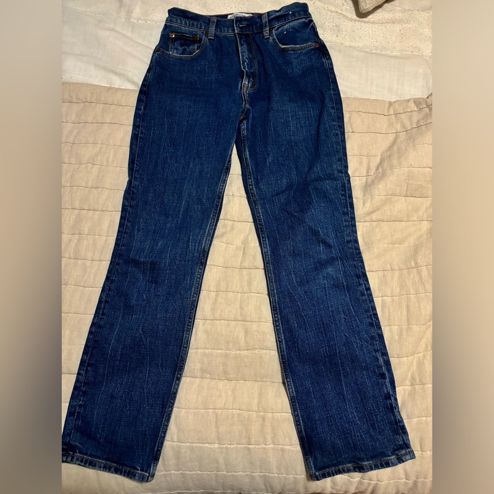 Abercrombie & Fitch Women's Ultra High Rise 90s Slim Straight Jeans